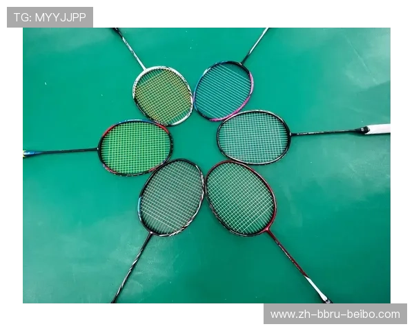 羽毛球是打拍 羽毛球是打拍